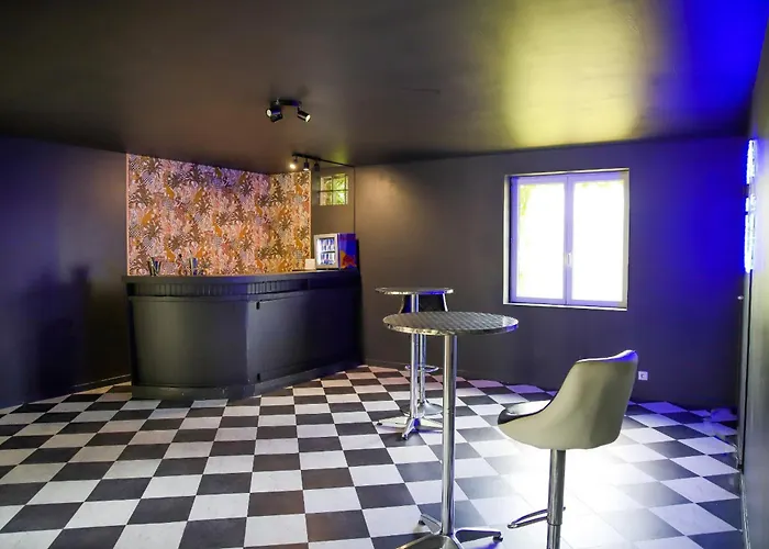 Crazy Champs Corons 61 - Interior Heated Pool - 2h From Paris - 30p Les Menus