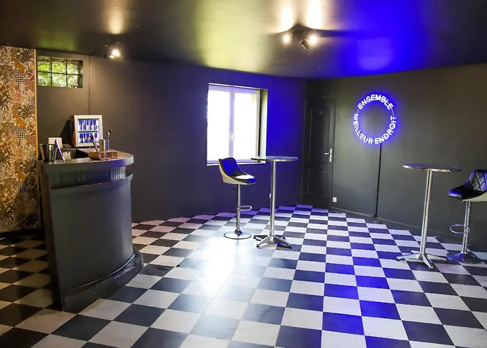 Crazy Champs Corons 61 - Interior Heated Pool - 2h From Paris - 30p